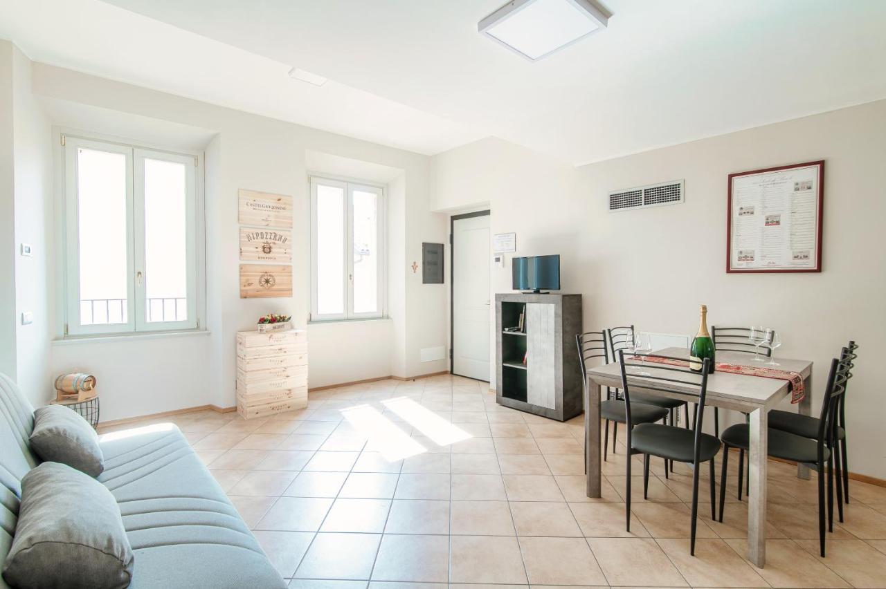Ferienwohnung Grape Attic 72 - The House Of Travelers Como Exterior foto